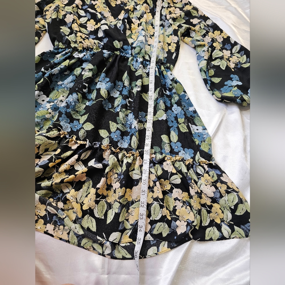 Melonie Floral Dress - Picture 6 of 7